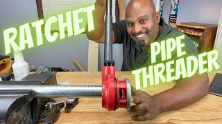 HOW TO THREAD A METAL PIPE [upl. by Yorled943]